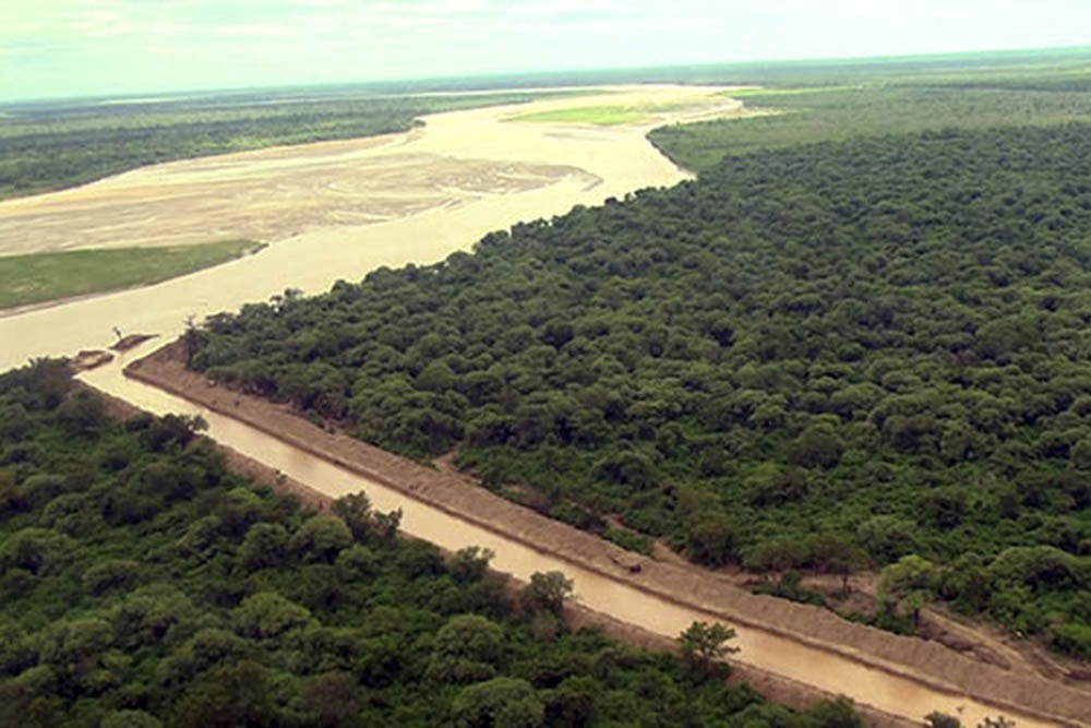 La lenta muerte del Río Pilcomayo - Revista Salvador