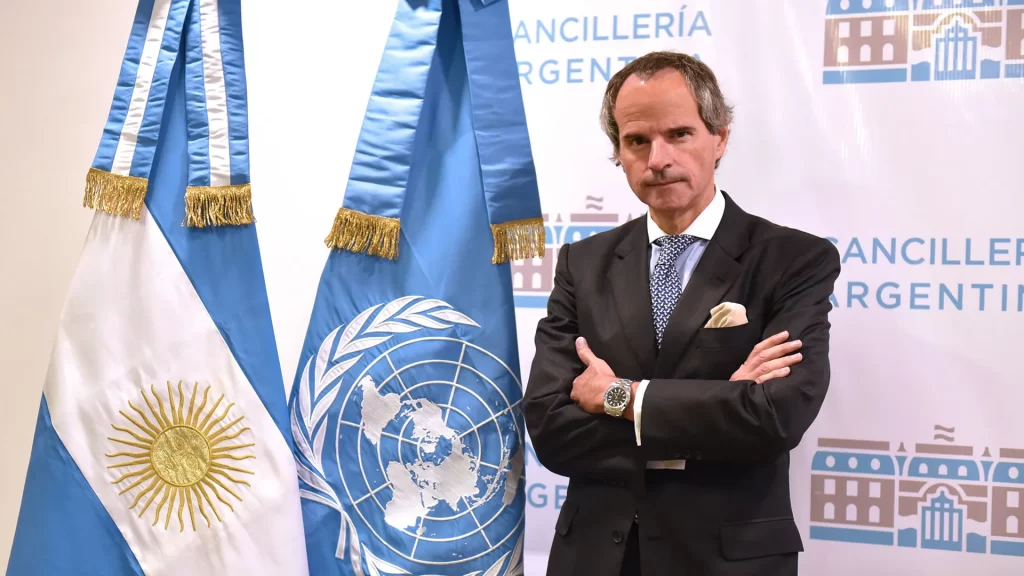 El argentino Rafael Grossi fue reelegido como director general de la agencia nuclear de la ONU - Revista Salvador