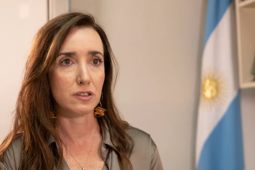 Villarruel: "Es hora que el Reino Unido se siente a discutir la soberanía de las Malvinas" - Revista Salvador
