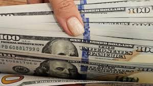 Suben los bonos y baja el dólar tras el anuncio del nuevo régimen monetario - Revista Salvador