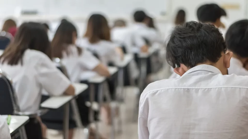 Sólo 1 de cada 4 alumnos de 15 años puede resolver un ejercicio básico de matemática - Revista Salvador