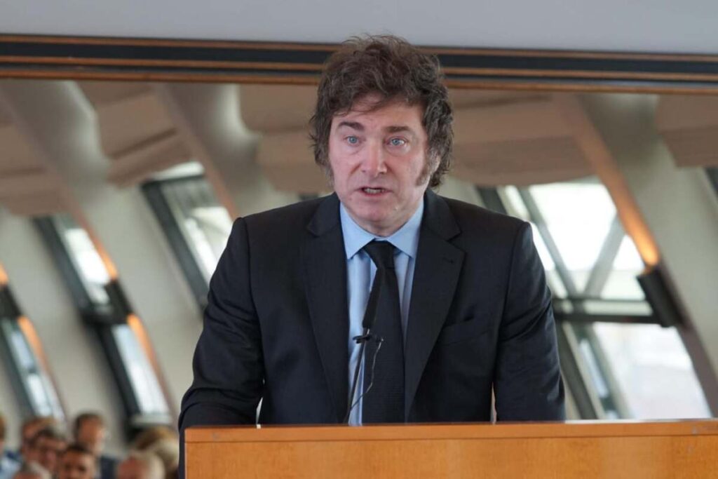 Tras la marcha, el Gobierno vetó la ley de Financiamiento Universitario - Revista Salvador