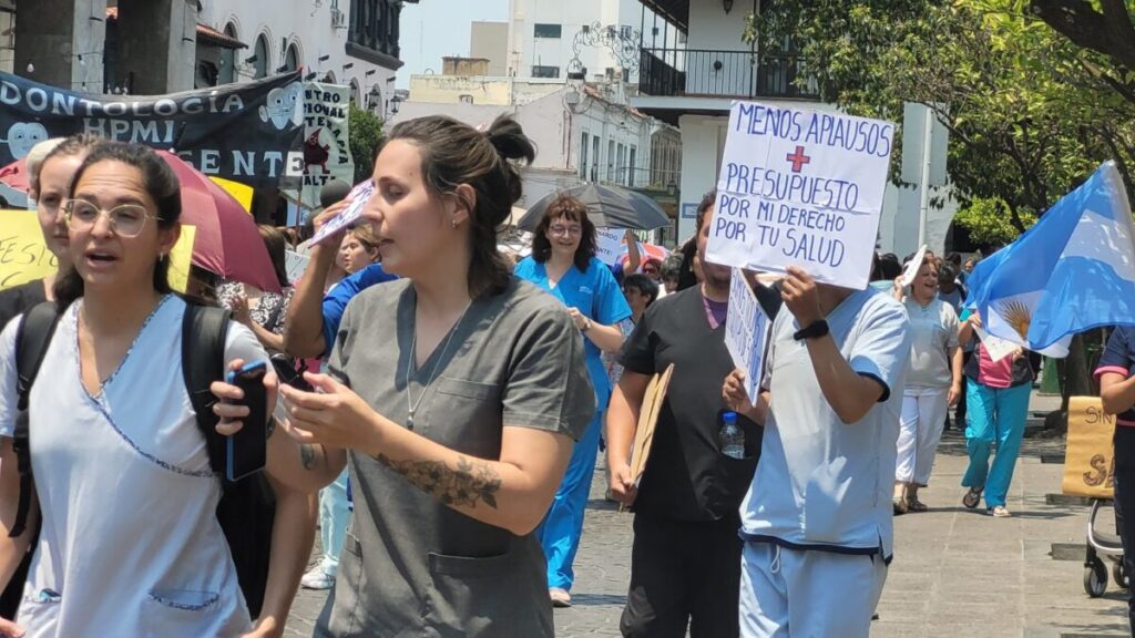 En un año bajó un 10% la conflictividad laboral en Argentina - Revista Salvador