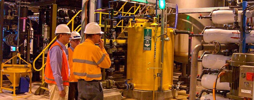 YPF Nuclear: la petrolera estatal ingresará a la minería de uranio en Chubut - Revista Salvador