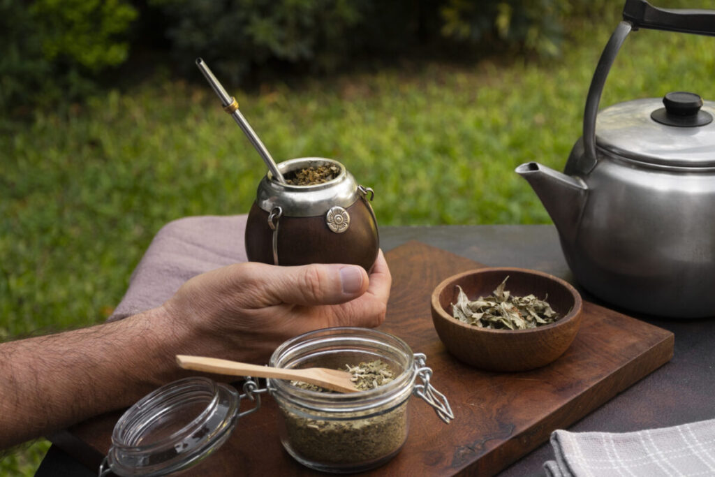 Entre enero y julio creció 12% el consumo de yerba mate en la Argentina - Revista Salvador