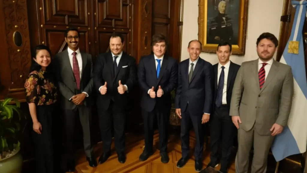 OpenAI anunció una inversión estimada de u$s25.000 millones en la Patagonia - Revista Salvador
