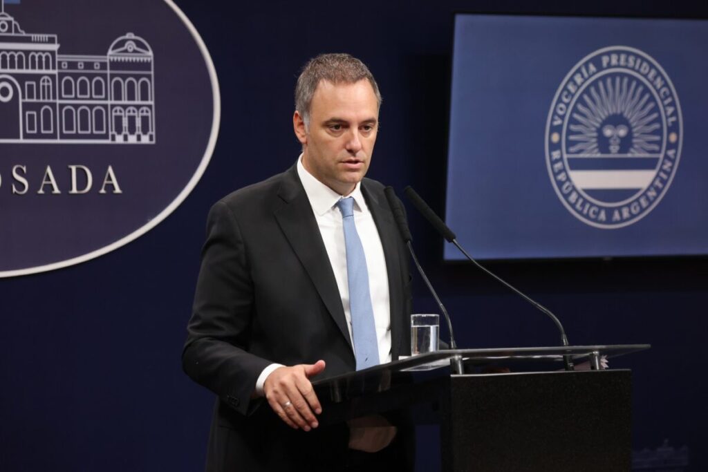 El Gobierno declarará por decreto la Emergencia Ígnea en la Patagonia - Revista Salvador