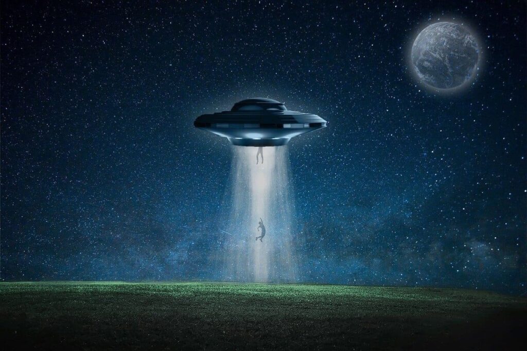 Trump ordenó desclasificar los archivos secretos sobre ovnis y vida extraterrestre - Revista Salvador