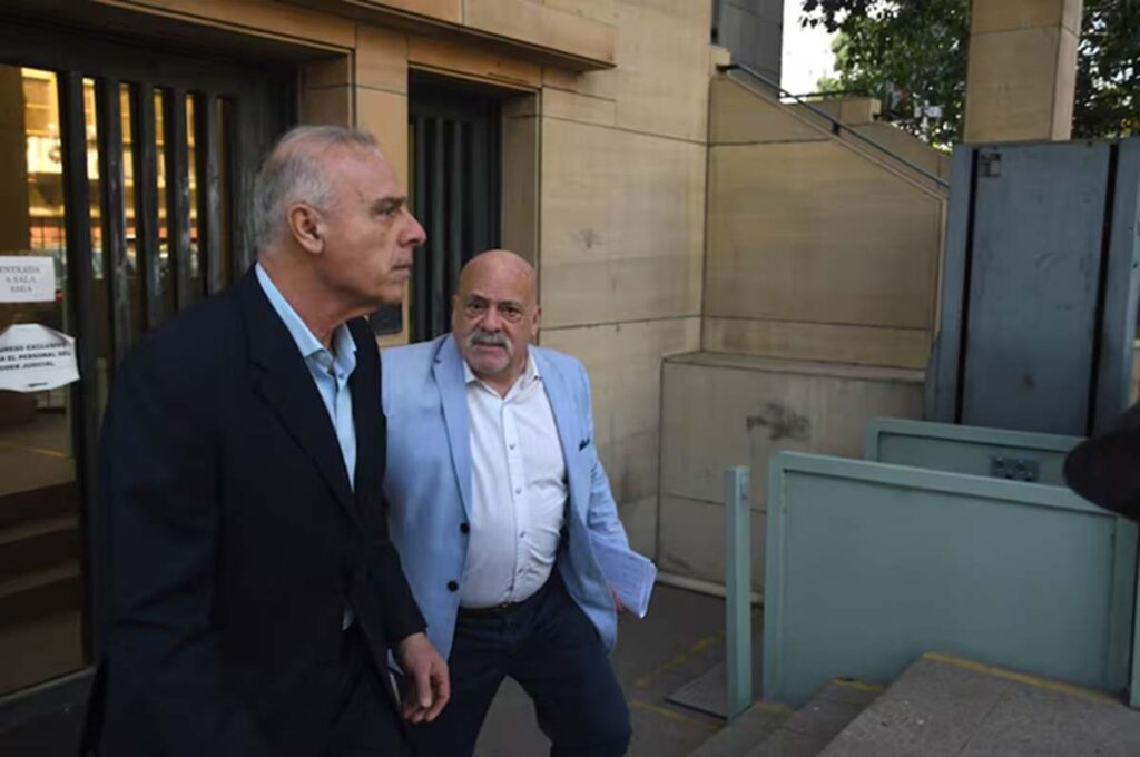 Otro ex funcionario K a la cárcel: Ordenaron la detención de Claudio Uberti - Revista Salvador