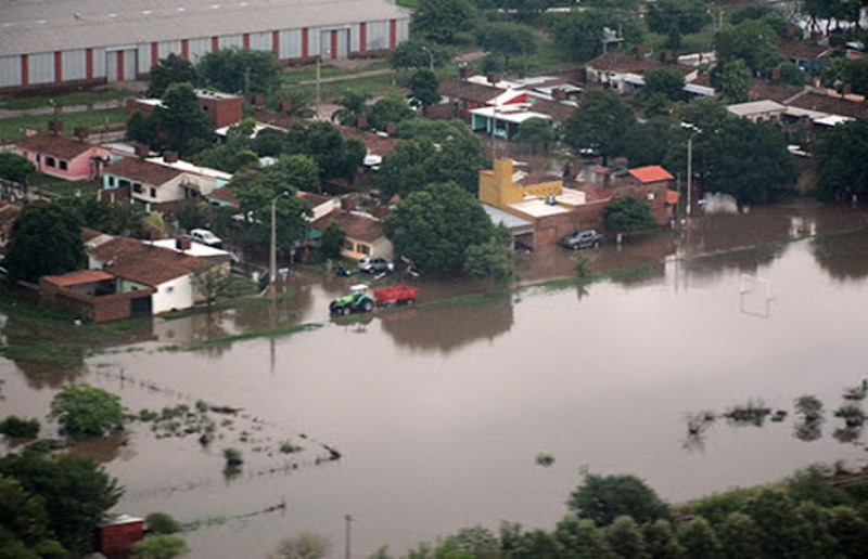 Las lluvias causaron destrozos en Tartagal y Colonia Santa Rosa - Revista Salvador