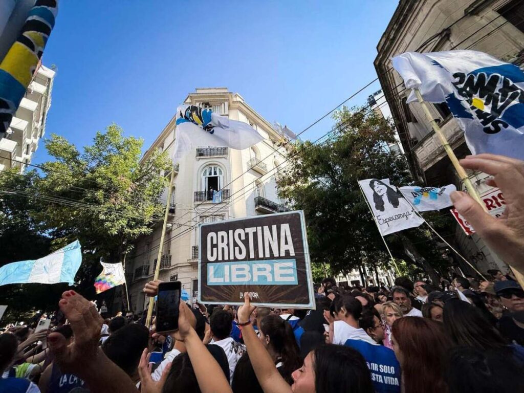 A 50 años del golpe de Estado: poca historia, memoria selectiva y un acto político para las elecciones del 2027 - Revista Salvador