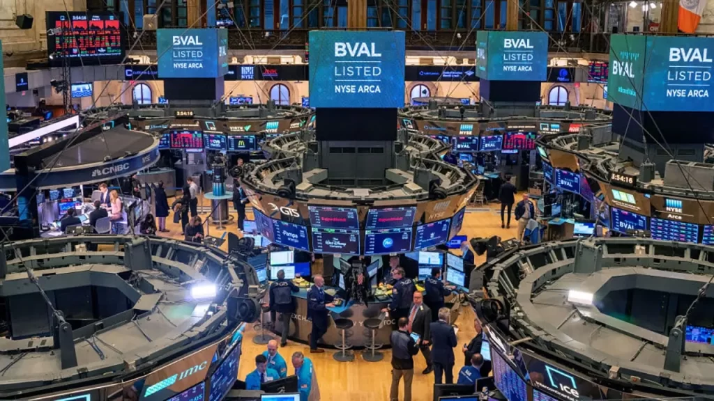 Suben las acciones argentinas y el riesgo país cae a un mínimo de dos meses - Revista Salvador