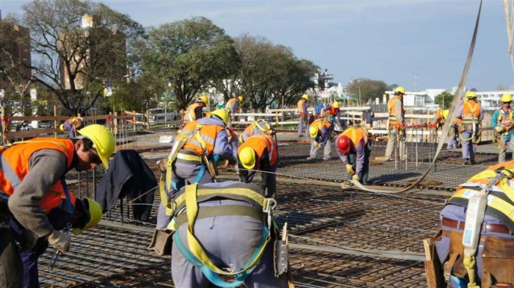 Salta frenó la caída del empleo registrado y la desocupación cae fuerte 1 - Revista Salvador Salta frenó la caída del empleo registrado y la desocupación cae fuerte - Revista Salvador
