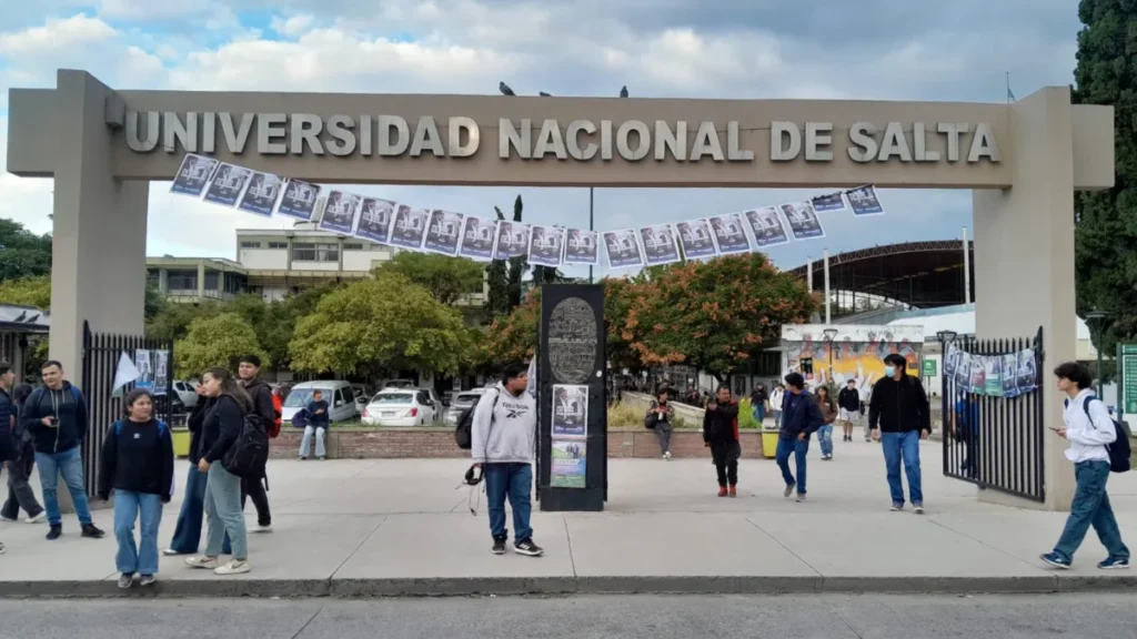 Los docentes de la UNSa podrían suspender las mesas de exámenes 1 - Revista Salvador Los docentes de la UNSa podrían suspender las mesas de exámenes - Revista Salvador