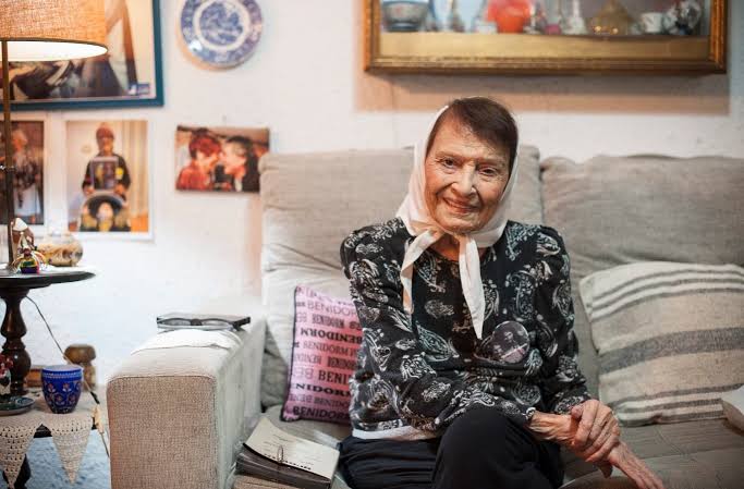 Murió Taty Almeida, histórica referente de Madres de Plaza de Mayo - Revista Salvador