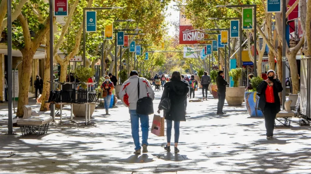 El optimismo ciudadano cayó 9% en julio - Revista Salvador