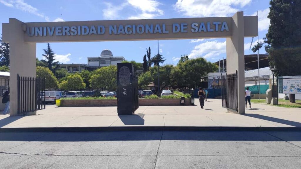 Desde principio de año los alumnos de la UNSa solo tuvieron mes de clases - Revista Salvador