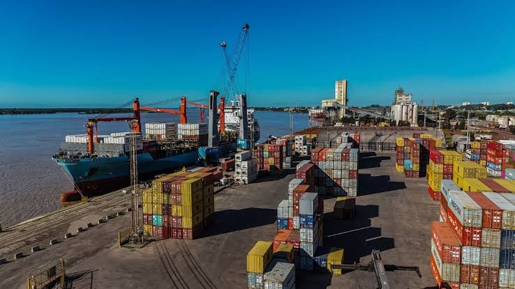 Las exportaciones superaron los USD 10.000 millones en un solo mes por primera vez en la historia 1 - Revista Salvador Las exportaciones superaron los USD 10.000 millones en un solo mes por primera vez en la historia - Revista Salvador